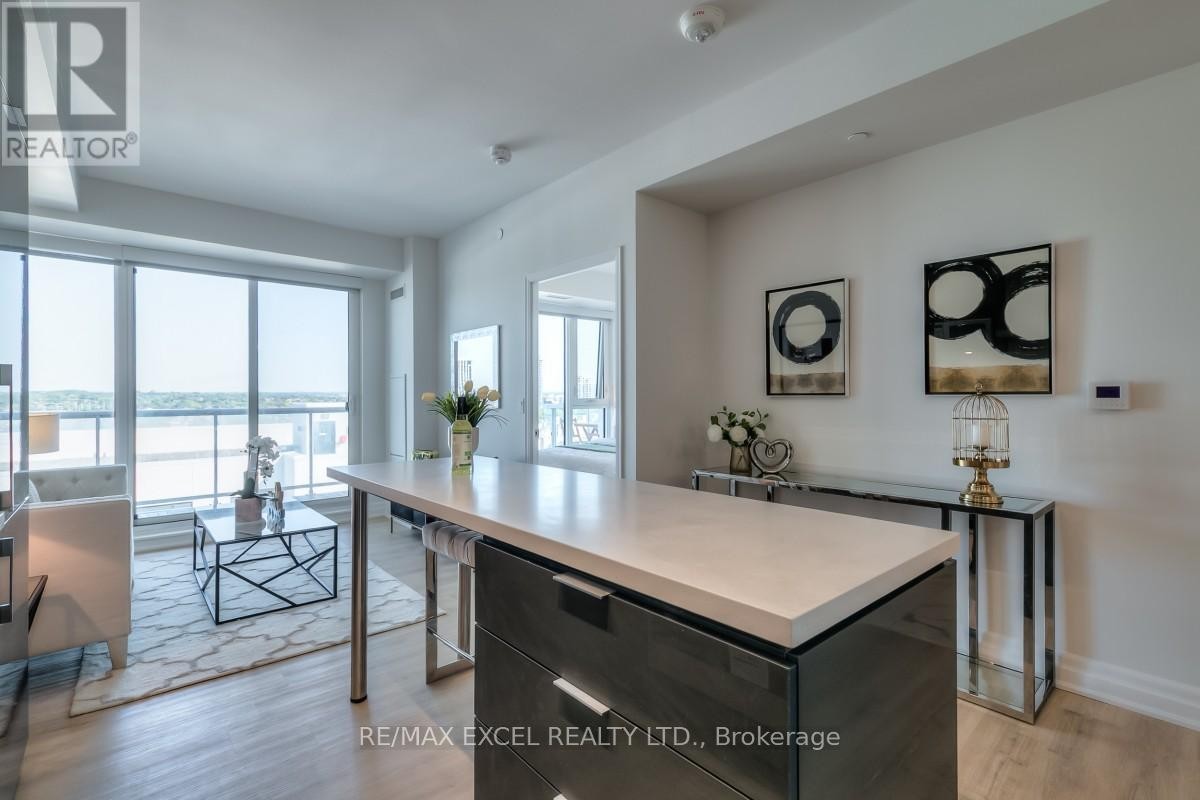 












903 - 8 ROUGE VALLEY DRIVE W

,
Markham (Unionville),




Ontario
L6G0G8

