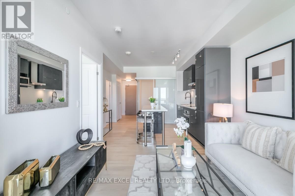 












903 - 8 ROUGE VALLEY DRIVE W

,
Markham (Unionville),




Ontario
L6G0G8

