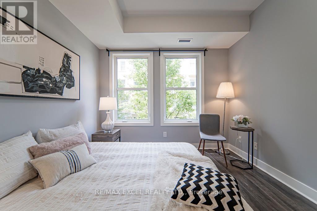 












244 - 28 PRINCE REGENT STREET

,
Markham (Cathedraltown),




Ontario
L6C0V5

