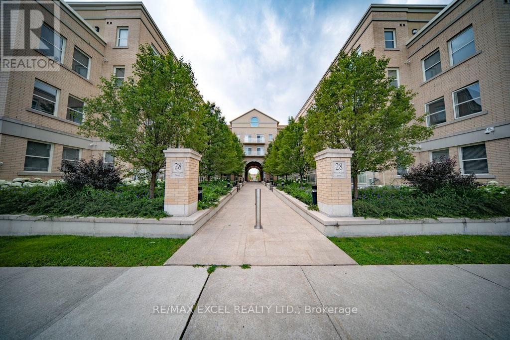












244 - 28 PRINCE REGENT STREET

,
Markham (Cathedraltown),




Ontario
L6C0V5

