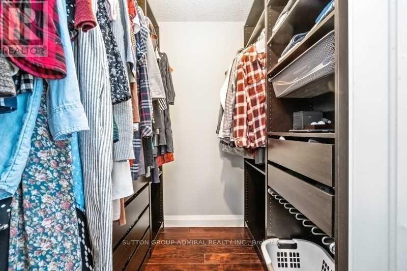 












361 RIDDELL COURT

,
Newmarket (Gorham-College Manor),




Ontario
L3Y8M8

