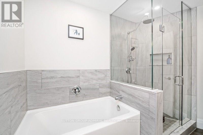 












361 RIDDELL COURT

,
Newmarket (Gorham-College Manor),




Ontario
L3Y8M8

