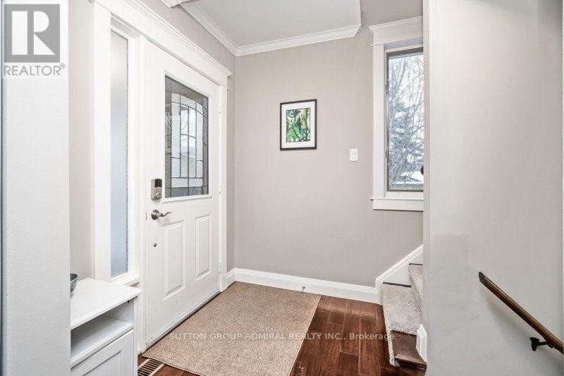 












361 RIDDELL COURT

,
Newmarket (Gorham-College Manor),




Ontario
L3Y8M8

