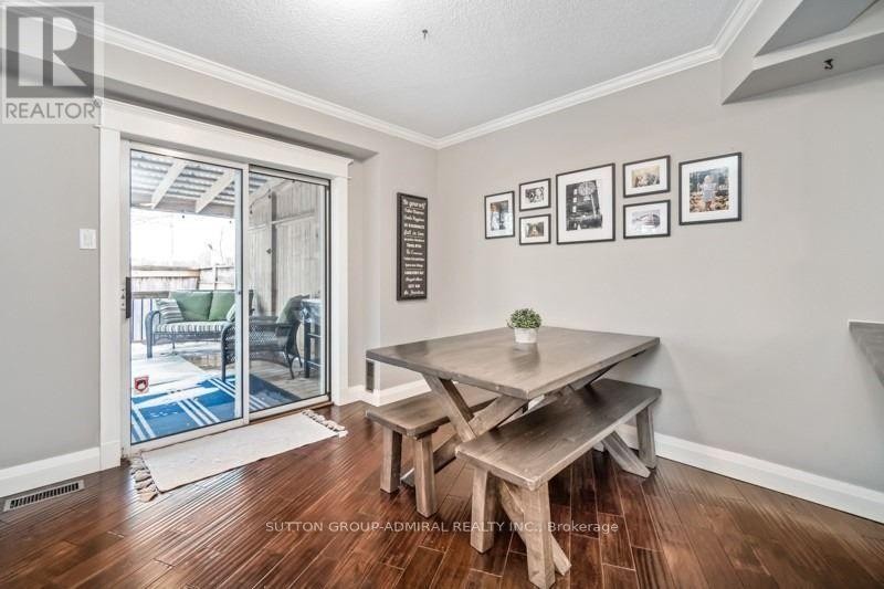 












361 RIDDELL COURT

,
Newmarket (Gorham-College Manor),




Ontario
L3Y8M8

