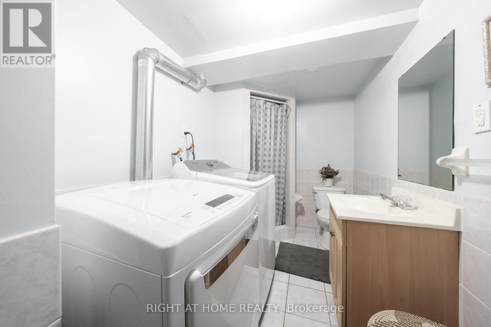 












259 TALL GRASS TRAIL

,
Vaughan (East Woodbridge),




Ontario
L4L3P7

