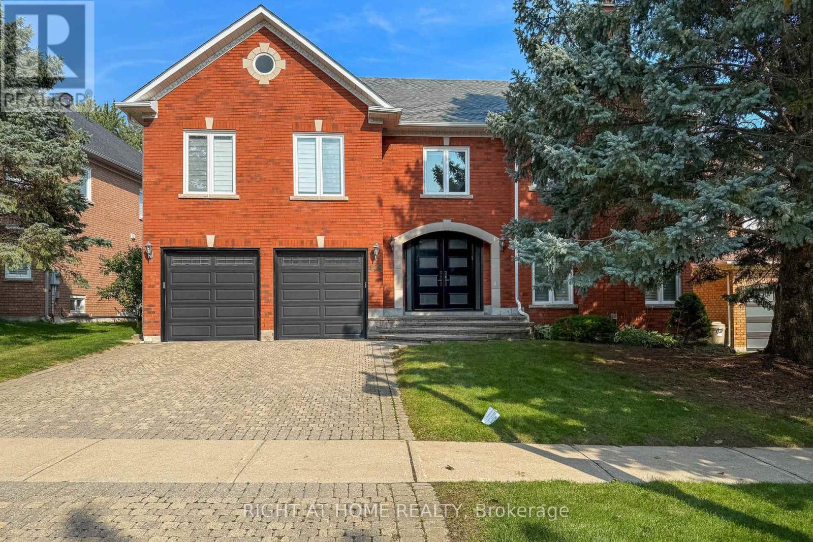 












179 STRATHEARN AVENUE

,
Richmond Hill (Bayview Hill),




Ontario
L4B2S7

