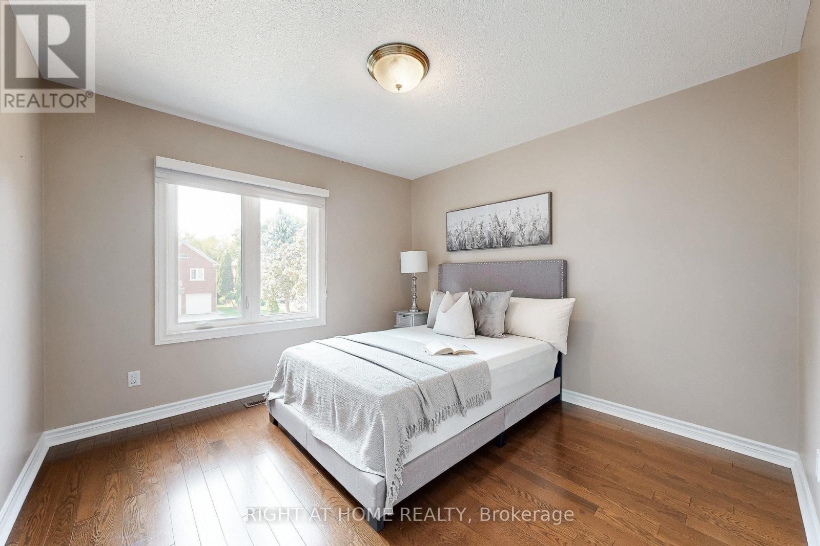












179 STRATHEARN AVENUE

,
Richmond Hill (Bayview Hill),




Ontario
L4B2S7

