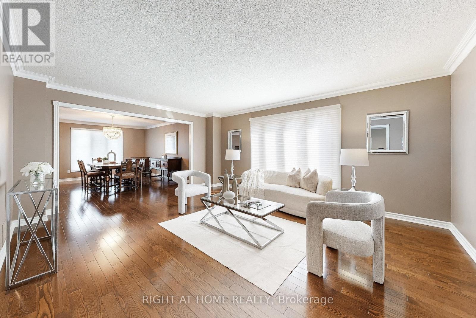 












179 STRATHEARN AVENUE

,
Richmond Hill (Bayview Hill),




Ontario
L4B2S7

