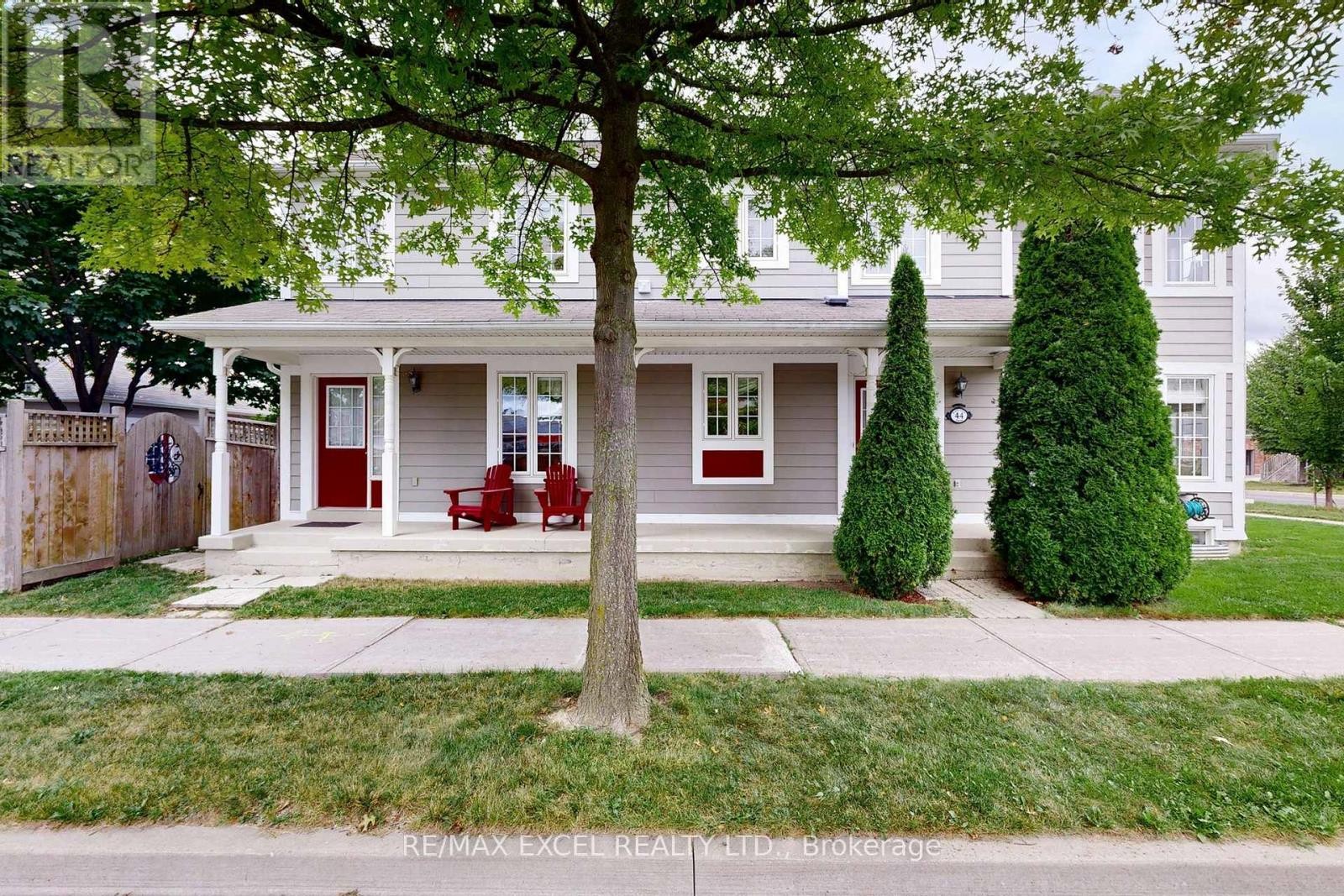 












44 BLACK CREEK DRIVE

,
Markham (Cornell),




Ontario
L6B1K1


