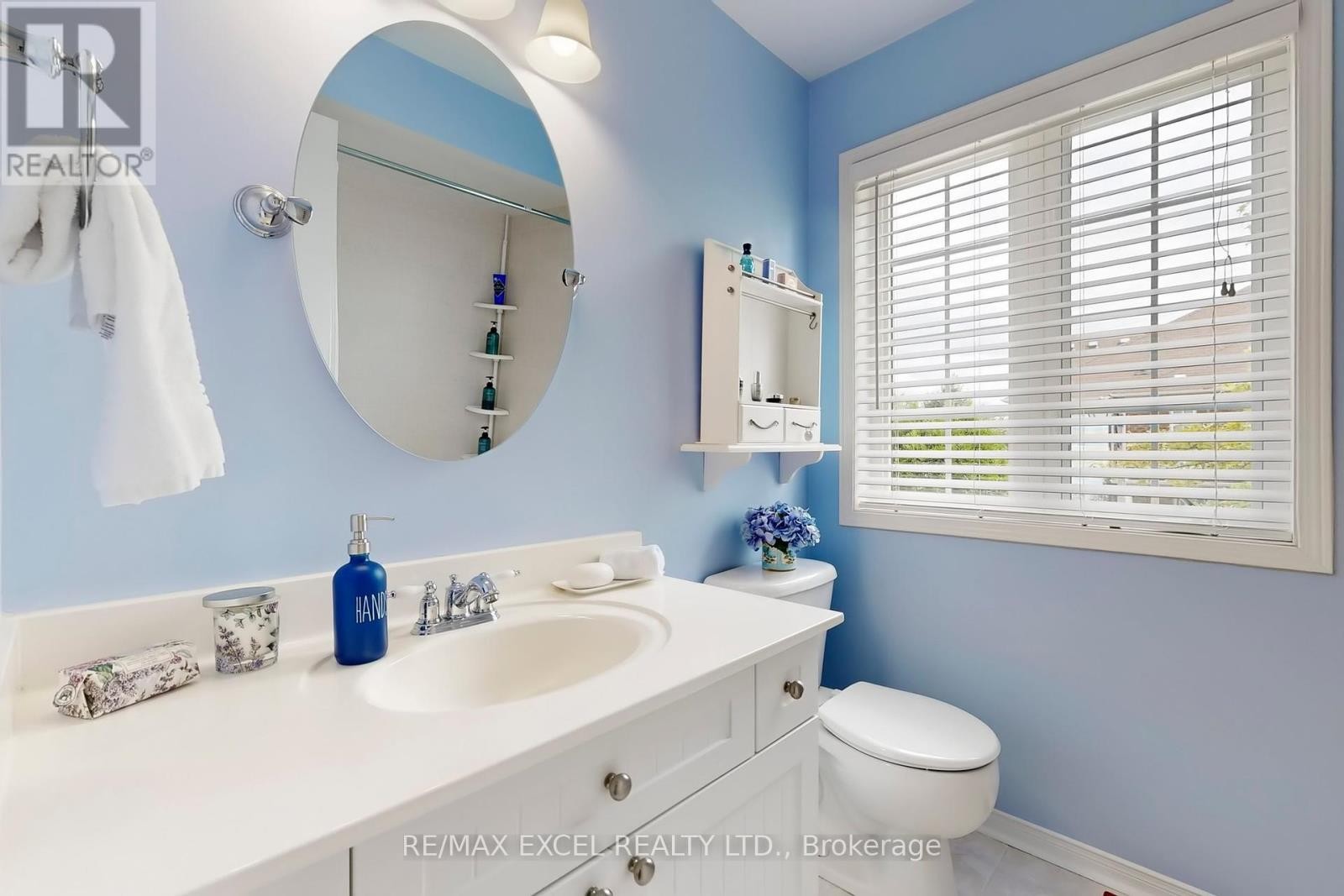 












44 BLACK CREEK DRIVE

,
Markham (Cornell),




Ontario
L6B1K1

