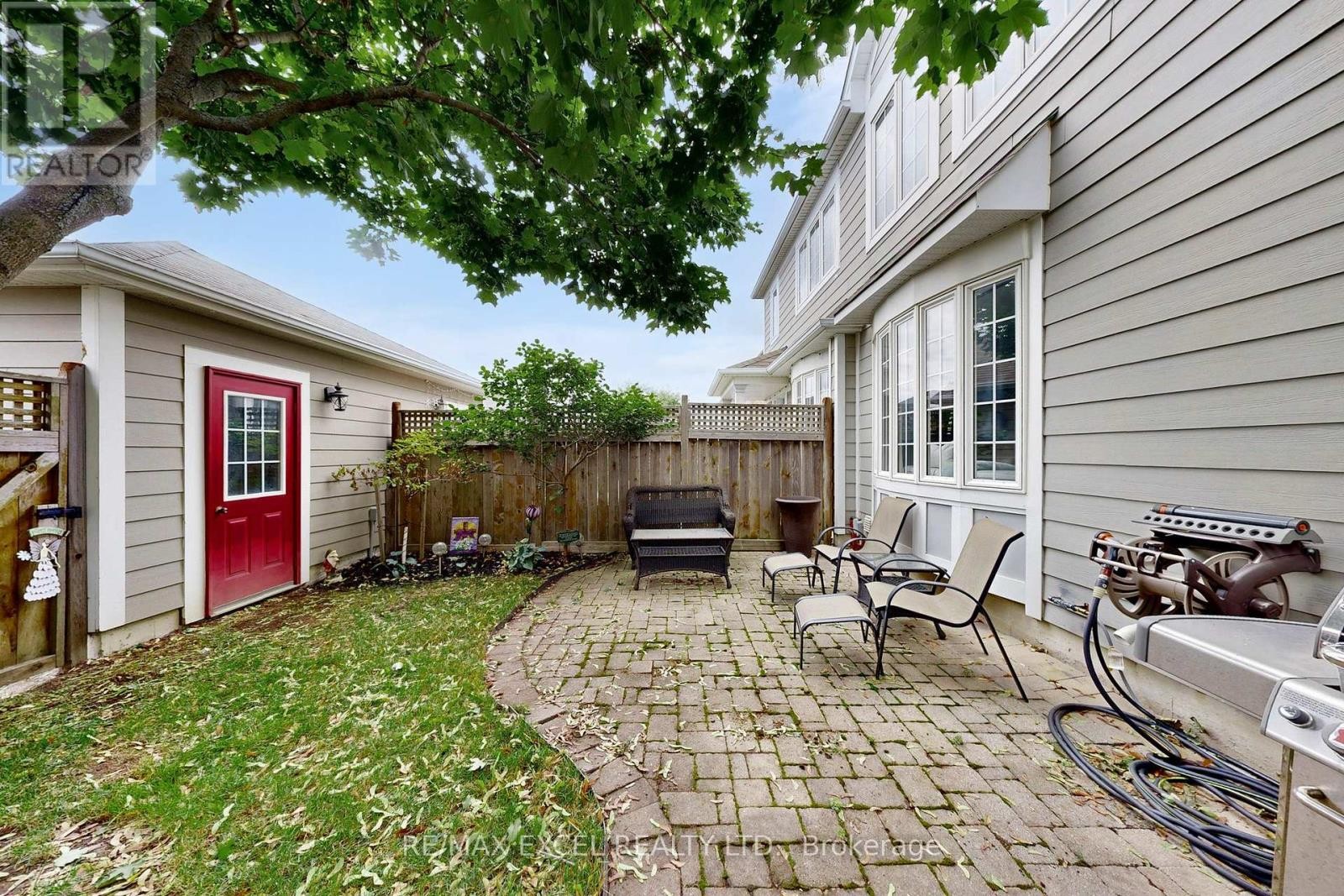 












44 BLACK CREEK DRIVE

,
Markham (Cornell),




Ontario
L6B1K1

