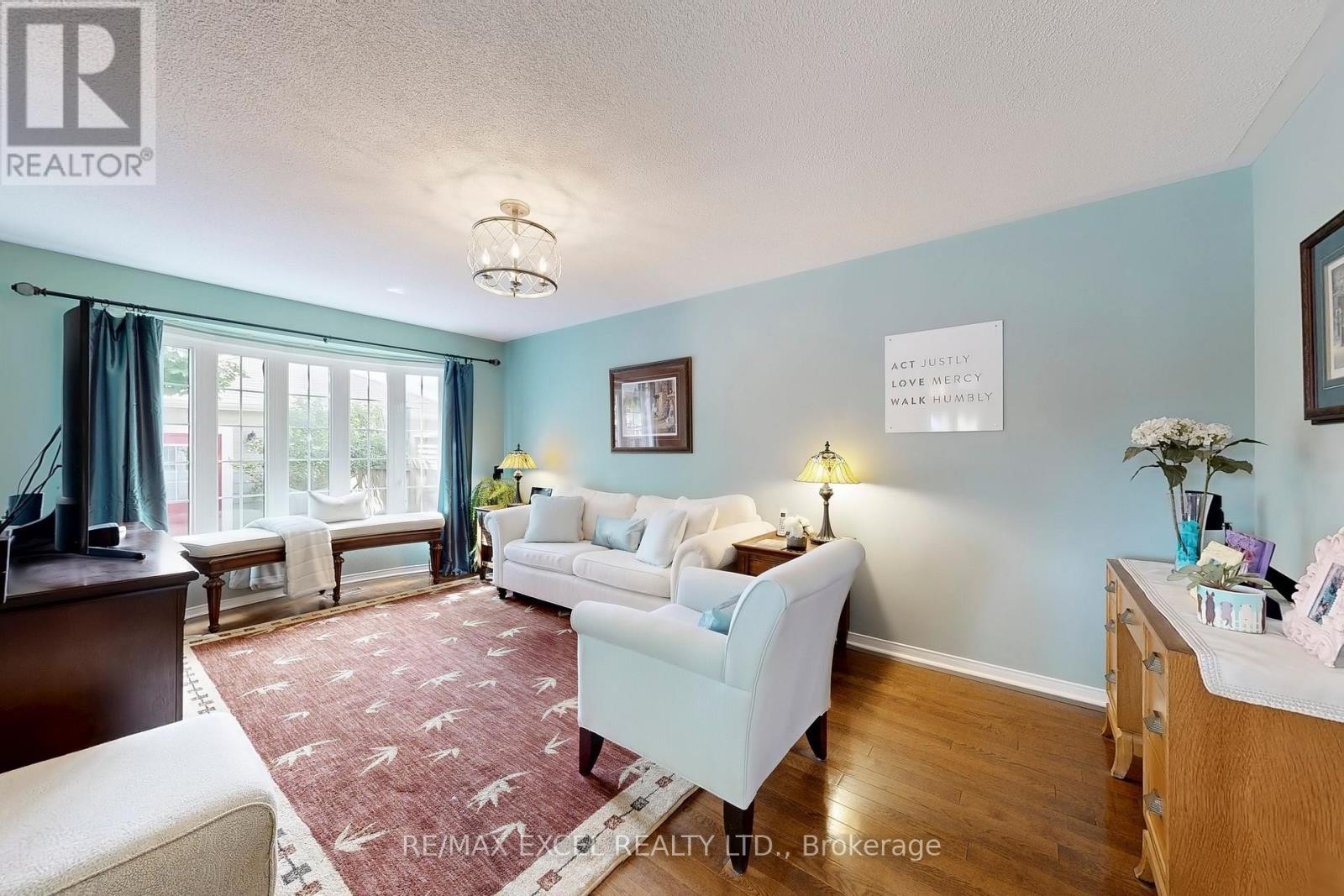 












44 BLACK CREEK DRIVE

,
Markham (Cornell),




Ontario
L6B1K1

