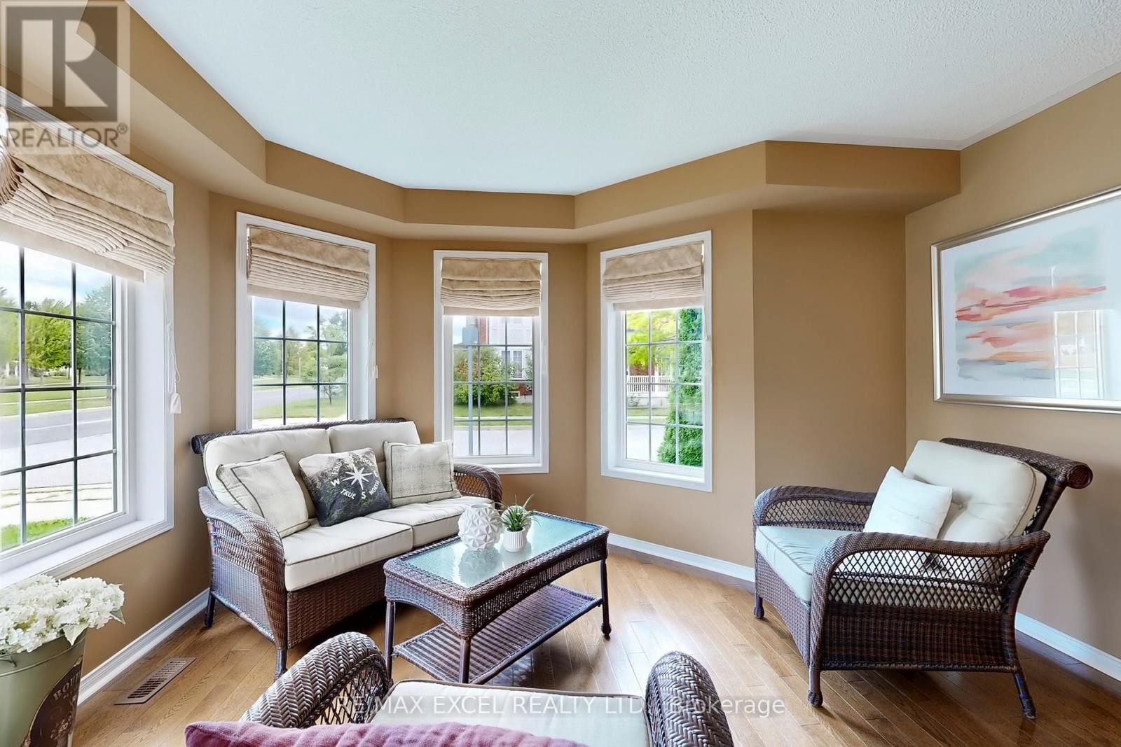 












44 BLACK CREEK DRIVE

,
Markham (Cornell),




Ontario
L6B1K1

