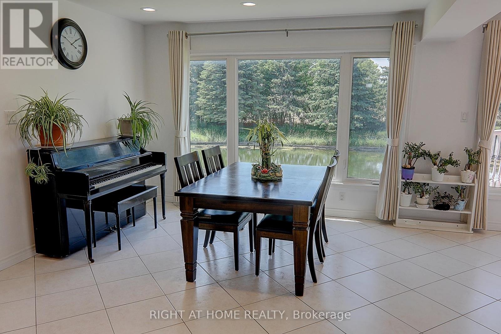 












1008 MOUNT ALBERT ROAD

,
East Gwillimbury (Sharon),




Ontario
L0G1V0

