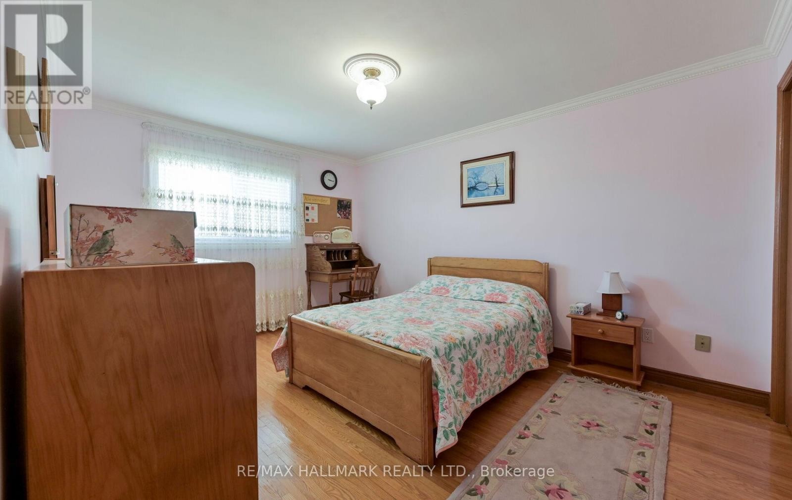 












30 OAK AVENUE

,
Richmond Hill (South Richvale),




Ontario
L4C6R7

