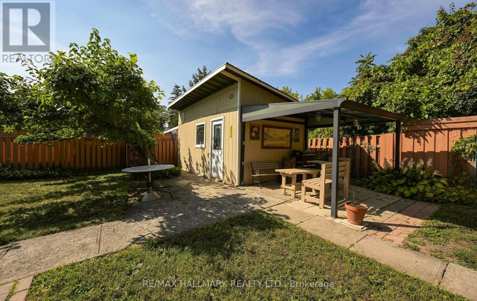 












30 OAK AVENUE

,
Richmond Hill (South Richvale),




Ontario
L4C6R7

