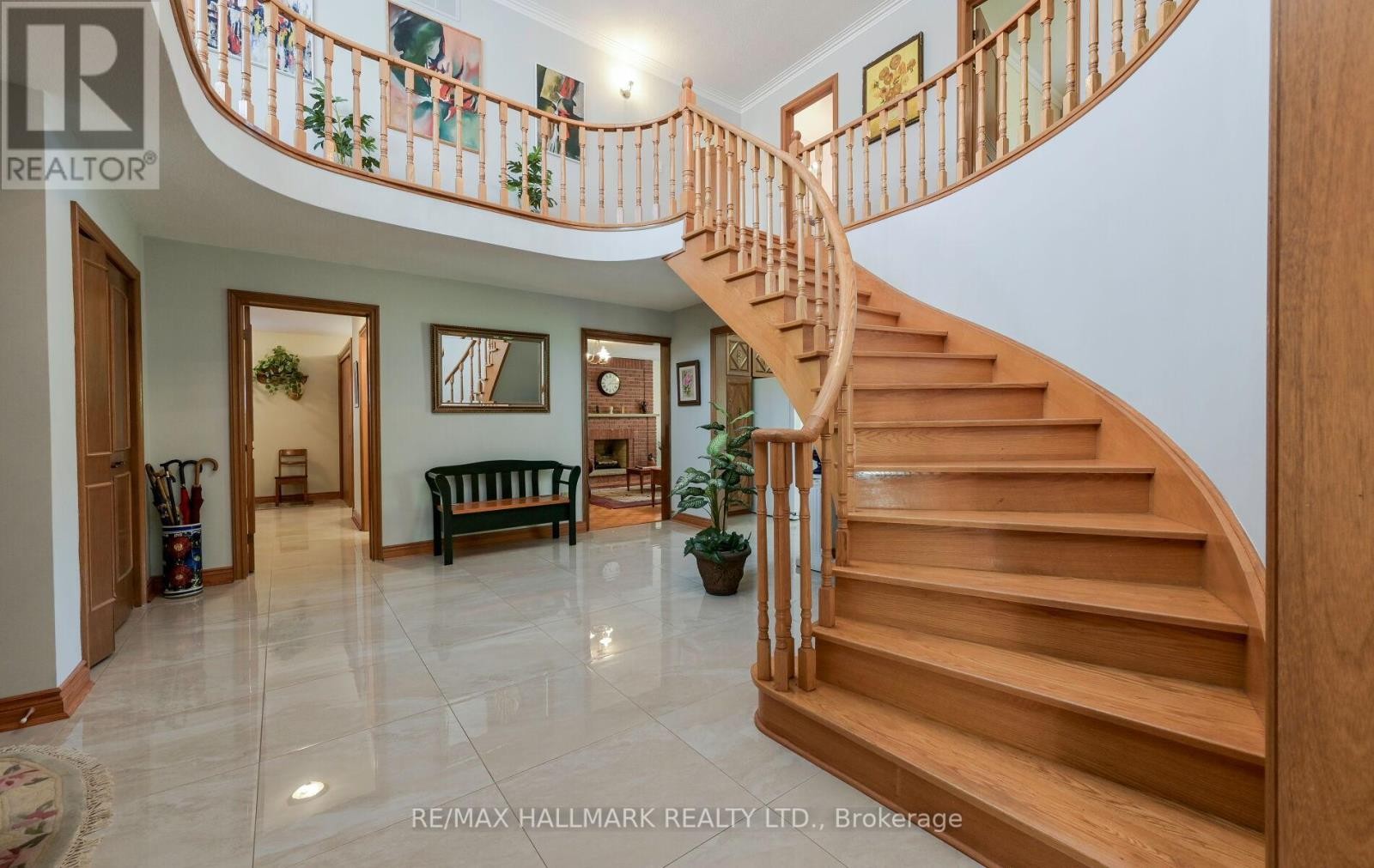 












30 OAK AVENUE

,
Richmond Hill (South Richvale),




Ontario
L4C6R7

