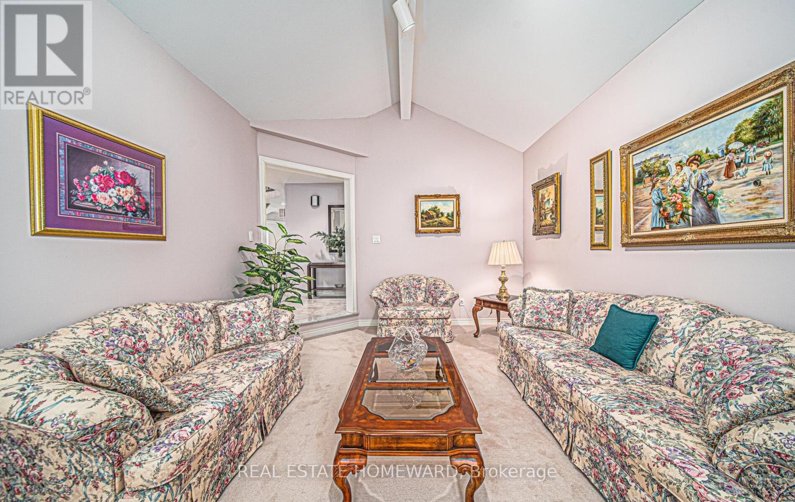 












5097 14TH AVENUE

,
Markham (Milliken Mills East),




Ontario
L3S3K4

