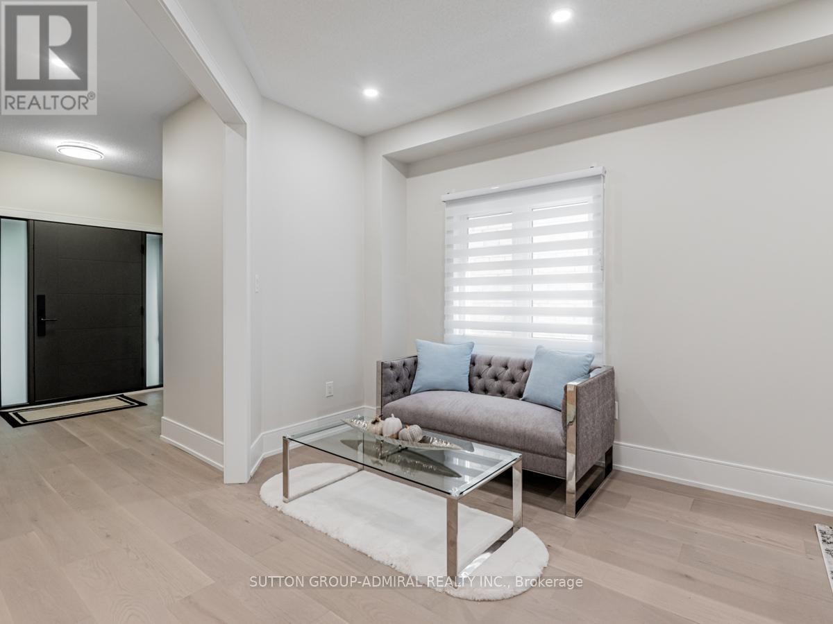 












109 BARLI CRESCENT

,
Vaughan (Patterson),




Ontario
L6A4S2

