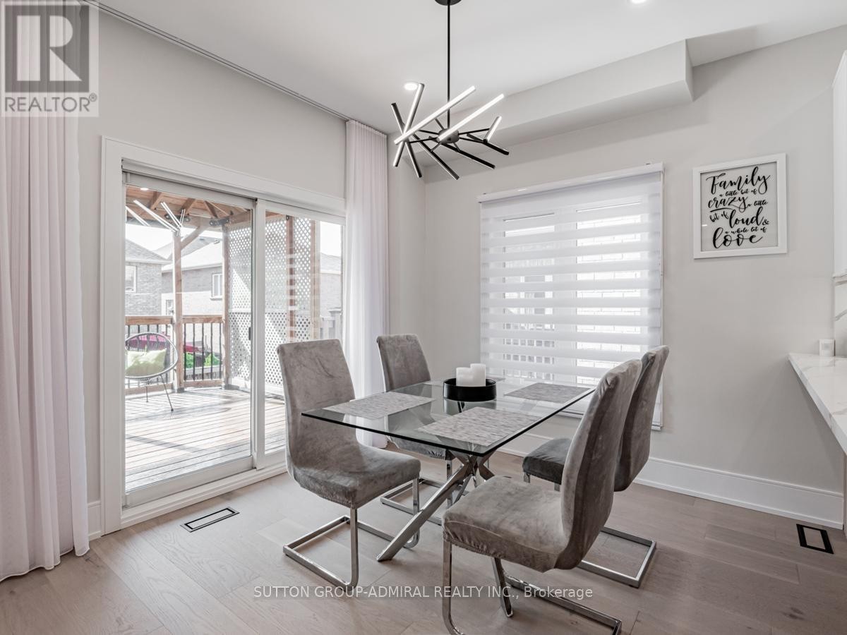 












109 BARLI CRESCENT

,
Vaughan (Patterson),




Ontario
L6A4S2


