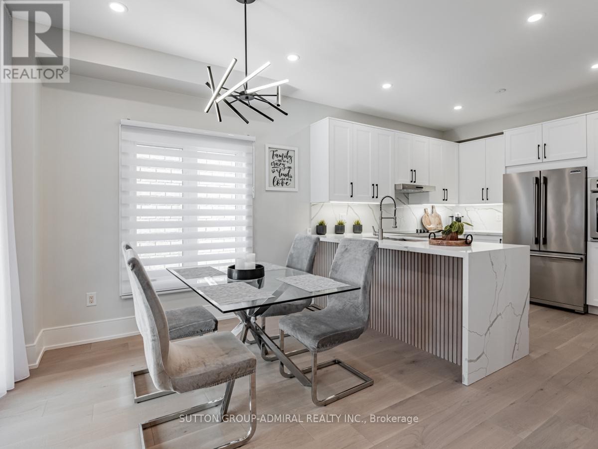 












109 BARLI CRESCENT

,
Vaughan (Patterson),




Ontario
L6A4S2

