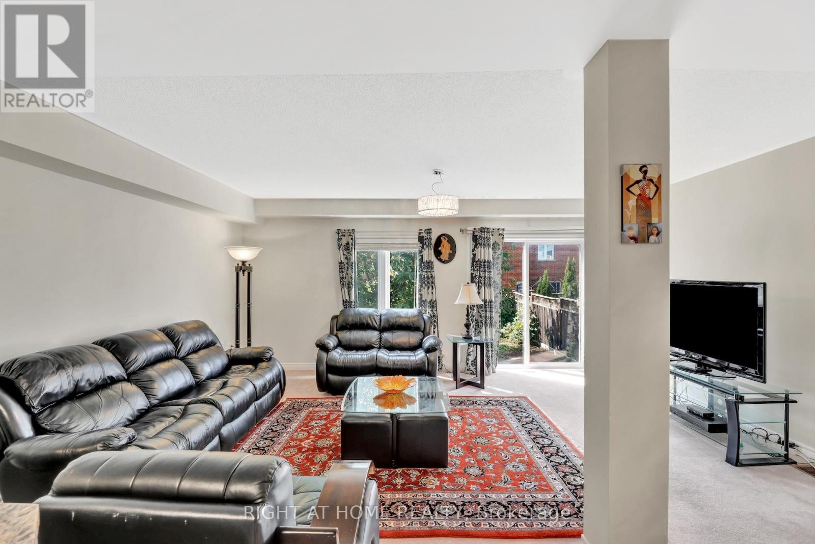 












62 MARTINI DRIVE

,
Richmond Hill (Rouge Woods),




Ontario
L4S2T7

