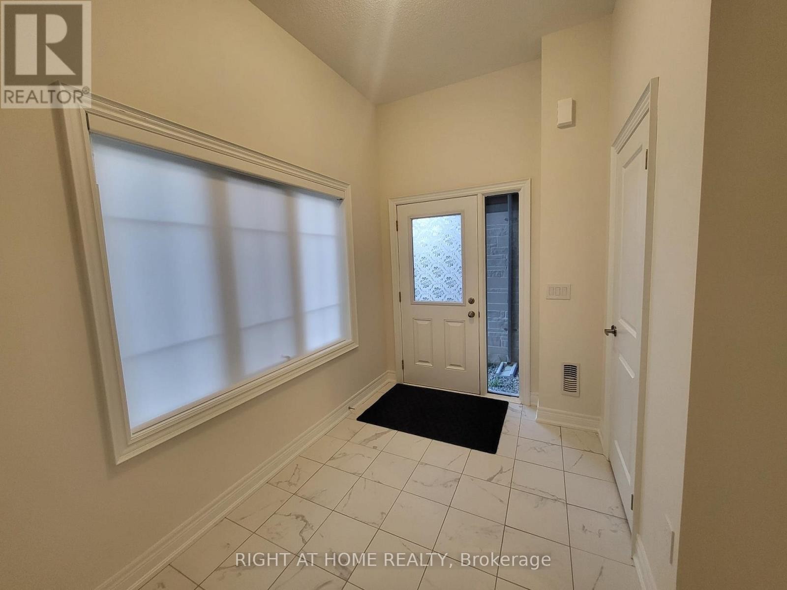 












BSMT - 98 WRAGGS ROAD

,
Bradford West Gwillimbury (Bond Head),




Ontario
L3Z4N1


