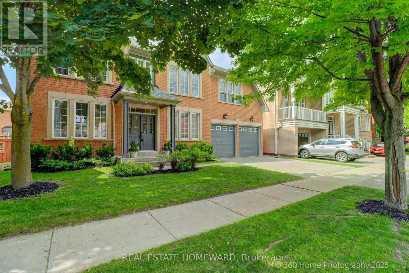 












9 TARMACK DRIVE

,
Richmond Hill (Jefferson),




Ontario
L4E0E6

