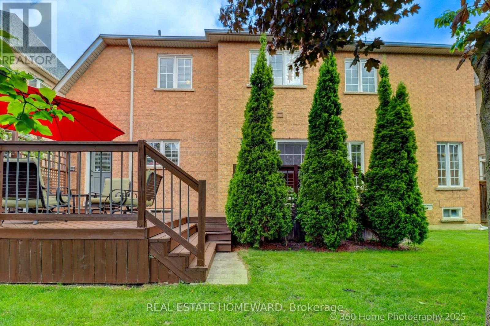 












9 TARMACK DRIVE

,
Richmond Hill (Jefferson),




Ontario
L4E0E6

