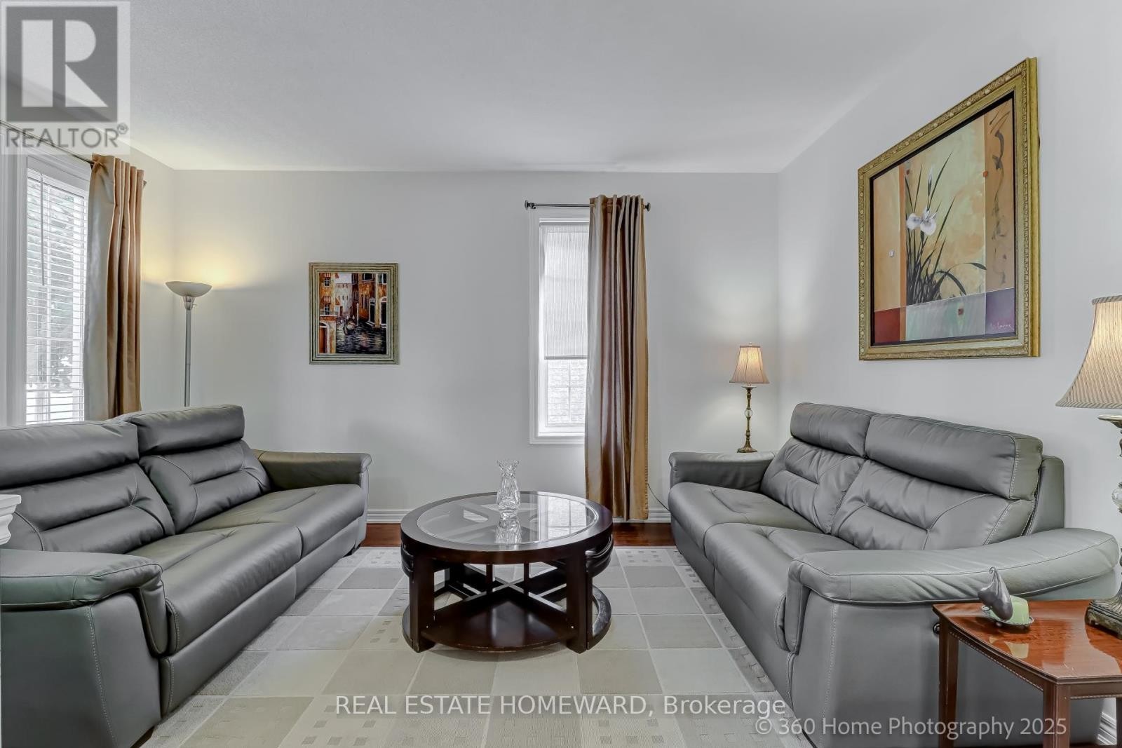 












9 TARMACK DRIVE

,
Richmond Hill (Jefferson),




Ontario
L4E0E6

