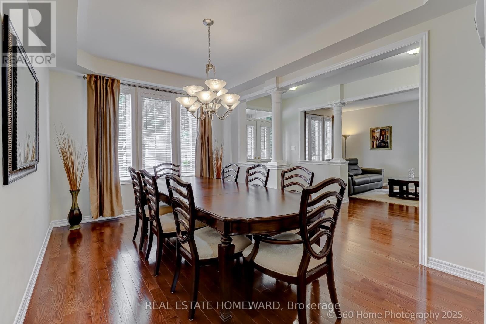 












9 TARMACK DRIVE

,
Richmond Hill (Jefferson),




Ontario
L4E0E6

