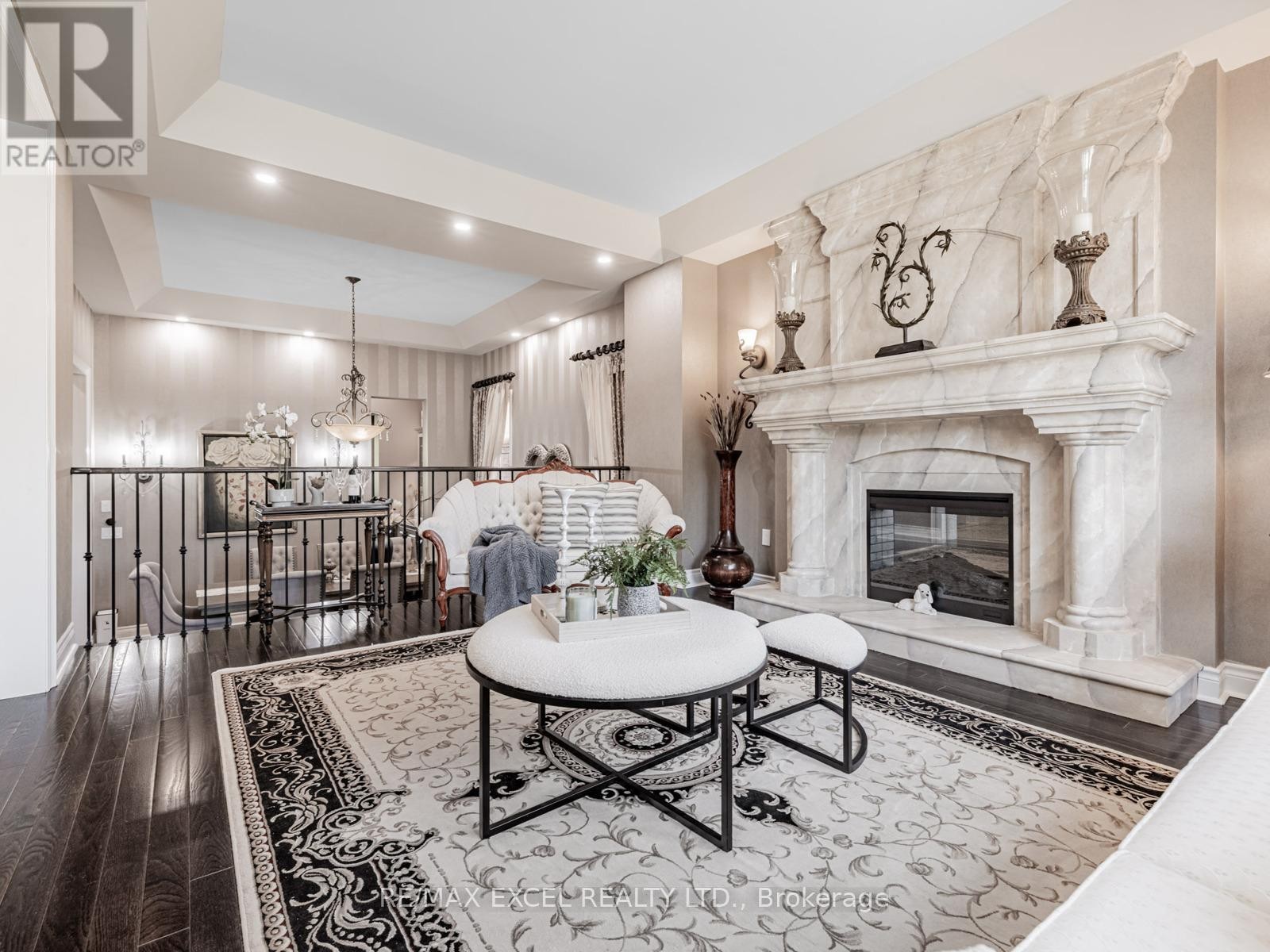 












146 UPPER POST ROAD W

,
Vaughan (Patterson),




Ontario
L6A4J9

