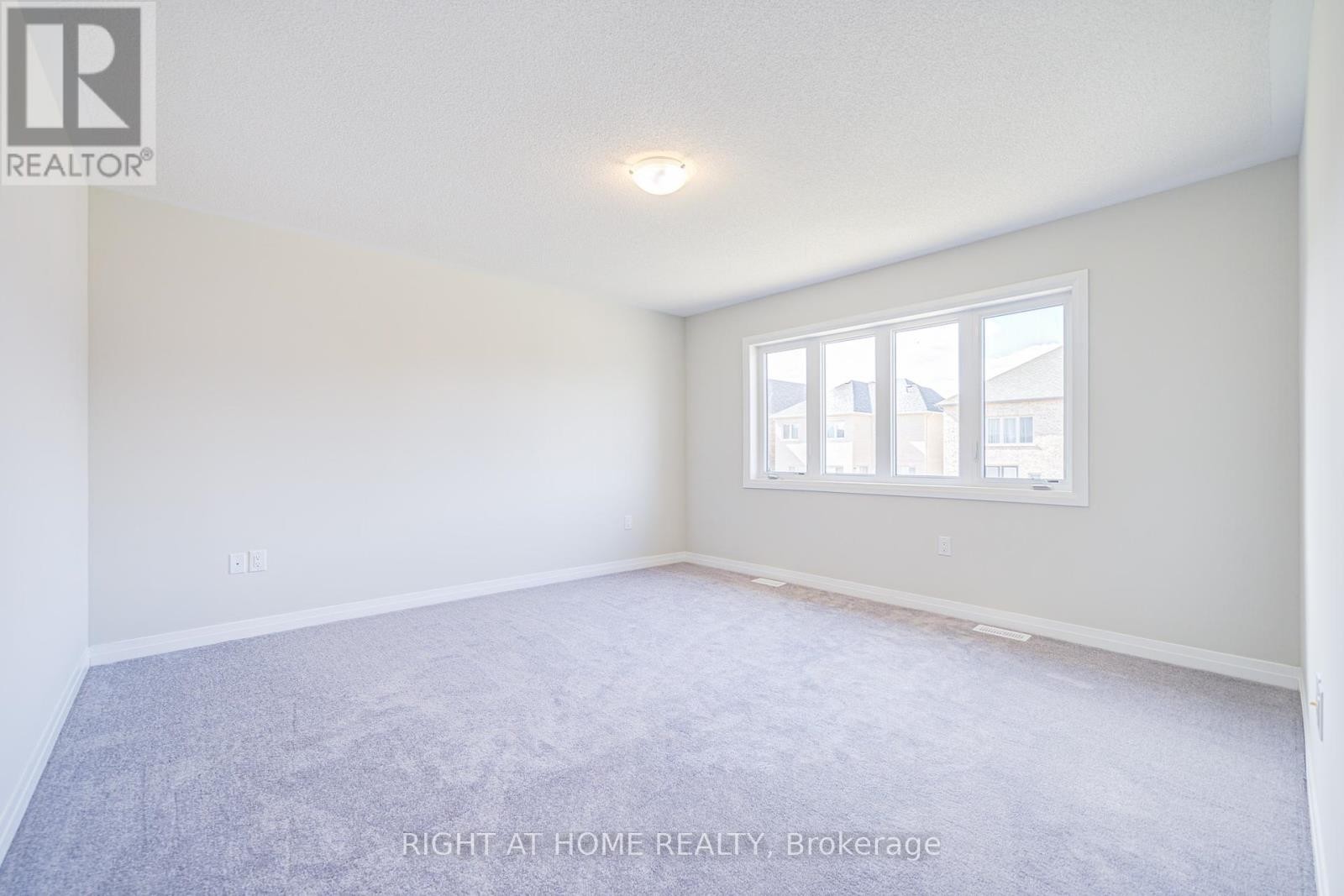 












1296 BRODERICK STREET

,
Innisfil,




Ontario
L9S0P6

