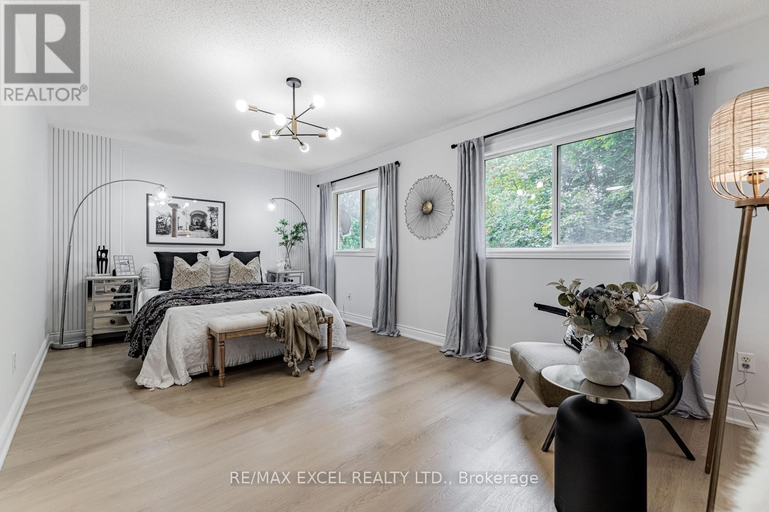 












112 OCTOBER LANE

,
Aurora (Aurora Grove),




Ontario
L4G6Z8

