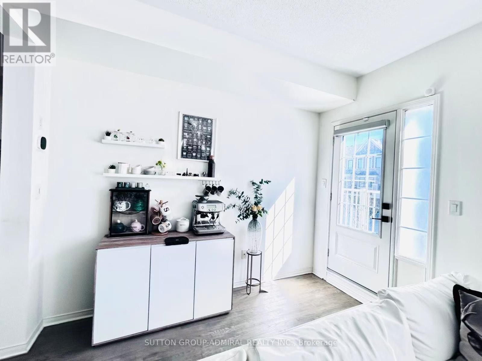 












14 MCGRATH AVENUE

,
Richmond Hill,




Ontario
L4S0K5

