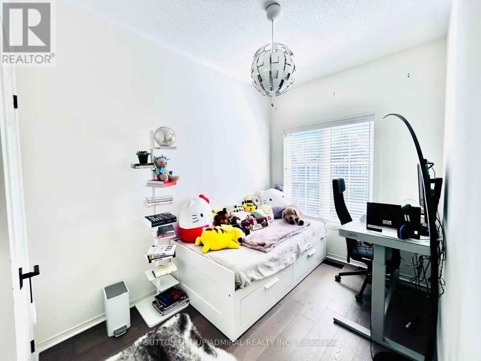 












14 MCGRATH AVENUE

,
Richmond Hill,




Ontario
L4S0K5

