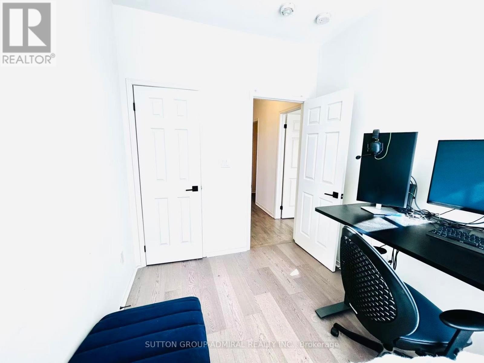 












14 MCGRATH AVENUE

,
Richmond Hill,




Ontario
L4S0K5

