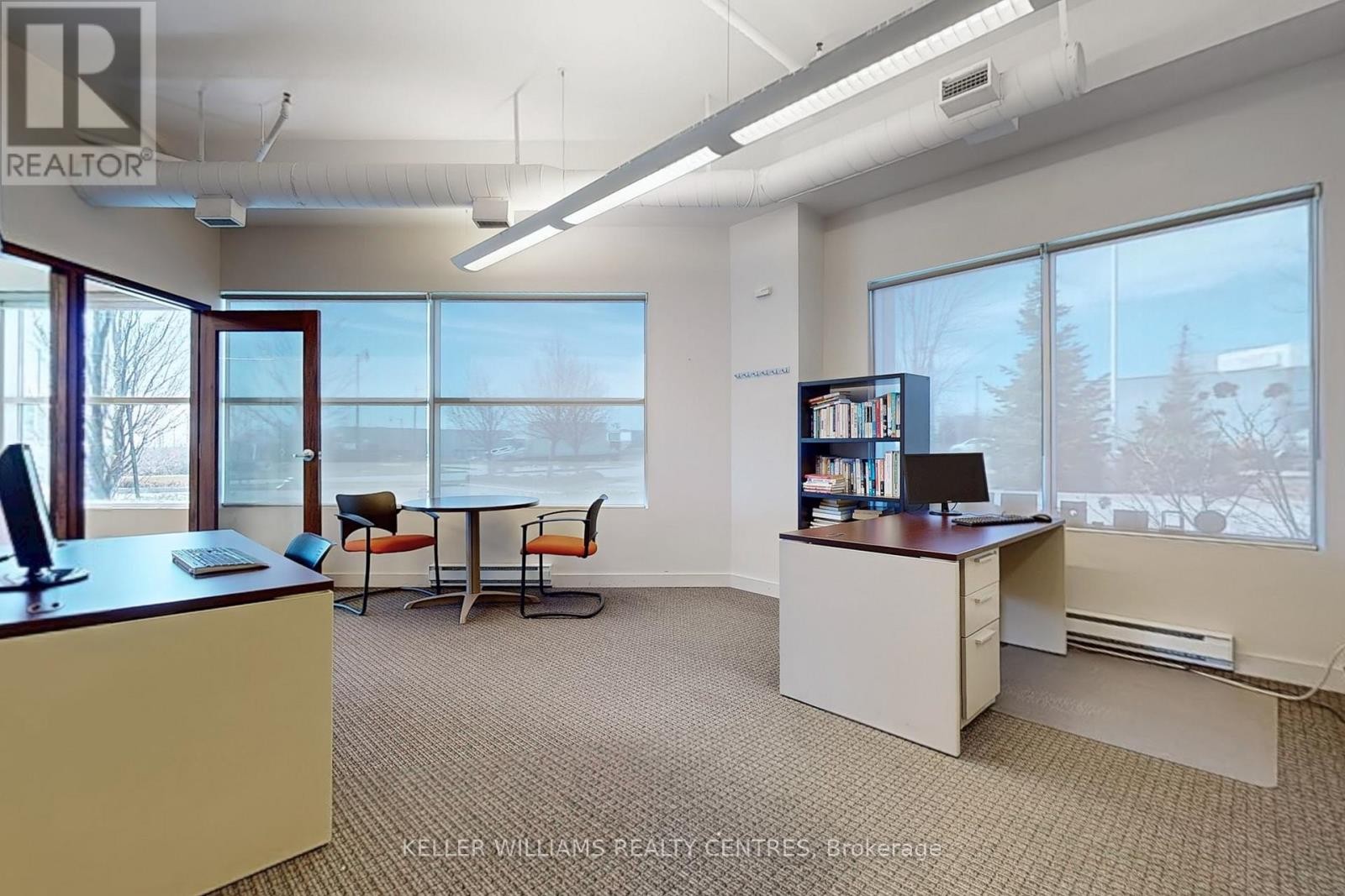 












7 - 125 DON HILLOCK DRIVE

,
Aurora (Bayview Southeast),




Ontario
L4G0H8

