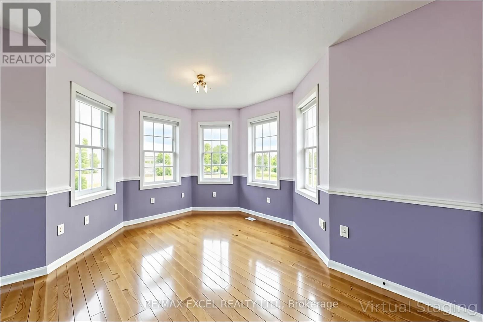 












44 BLACK CREEK DRIVE

,
Markham (Cornell),




Ontario
L6B1K1

