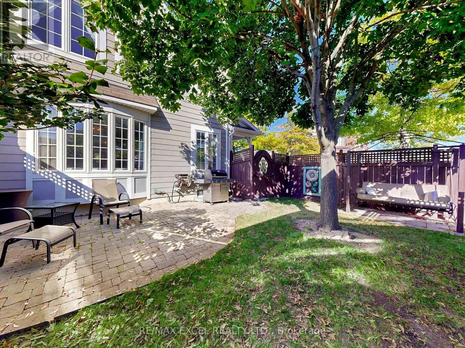 












44 BLACK CREEK DRIVE

,
Markham (Cornell),




Ontario
L6B1K1

