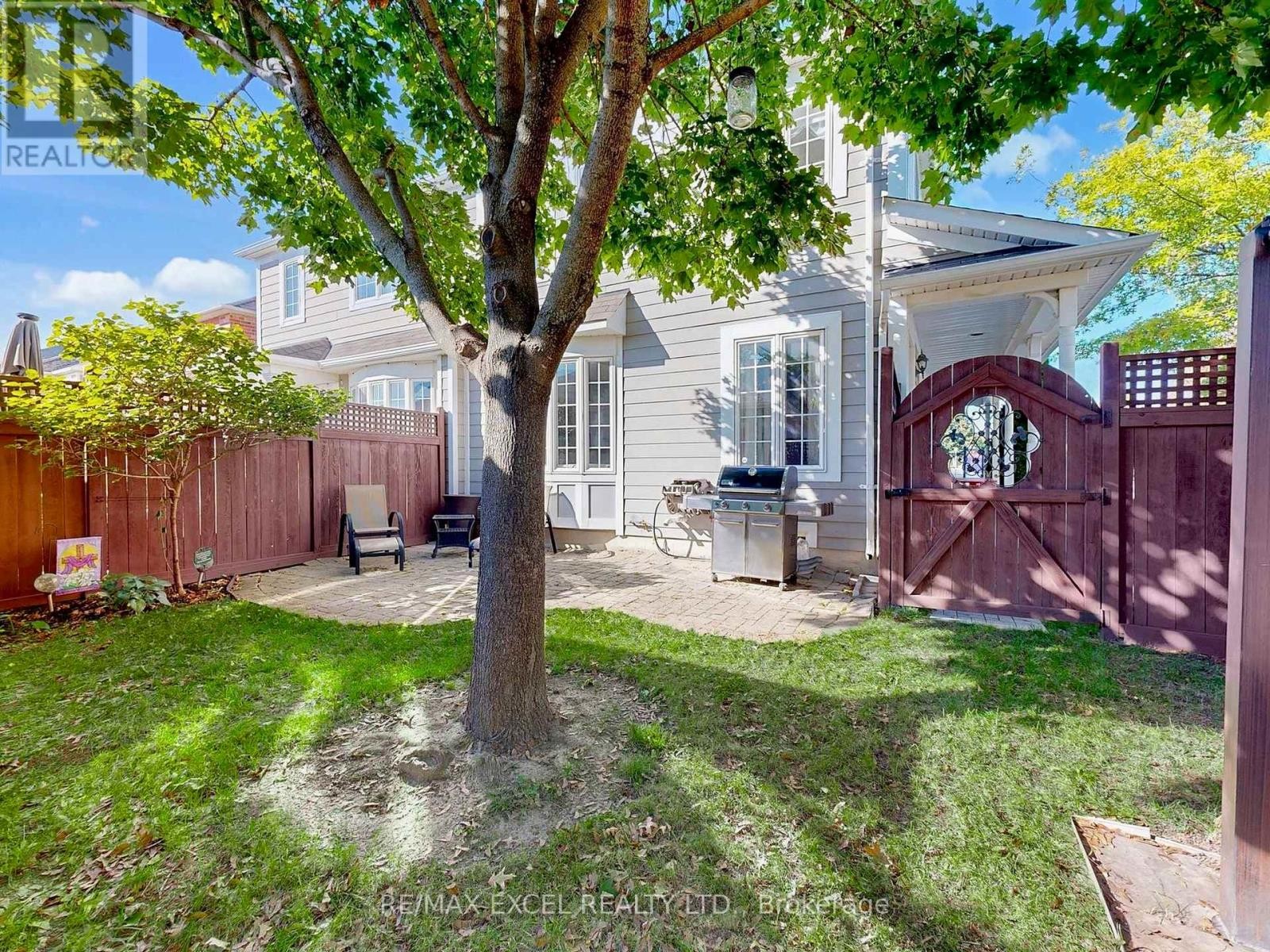 












44 BLACK CREEK DRIVE

,
Markham (Cornell),




Ontario
L6B1K1

