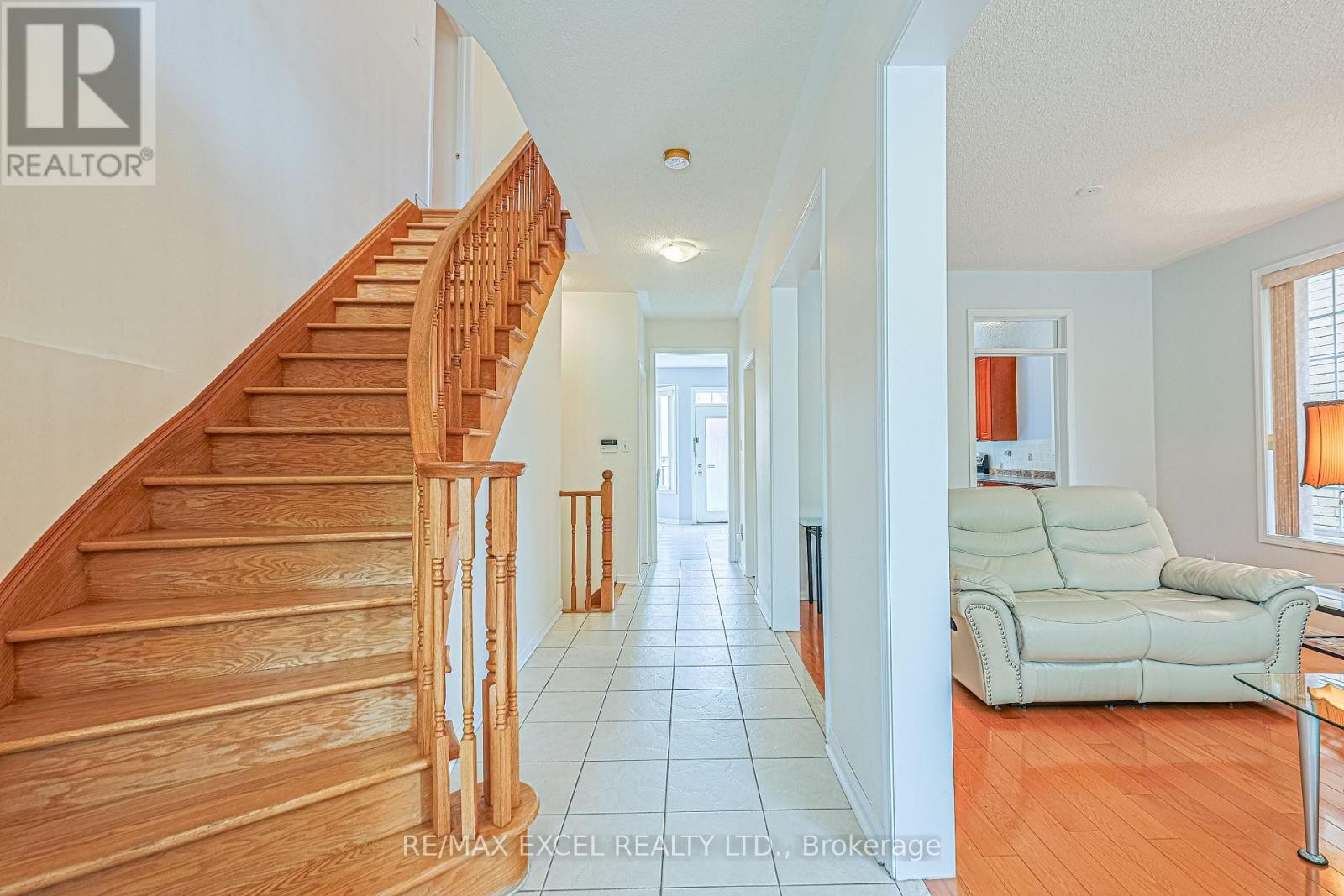 












37 BAINTREE STREET

,
Markham (Wismer),




Ontario
L6E1G5


