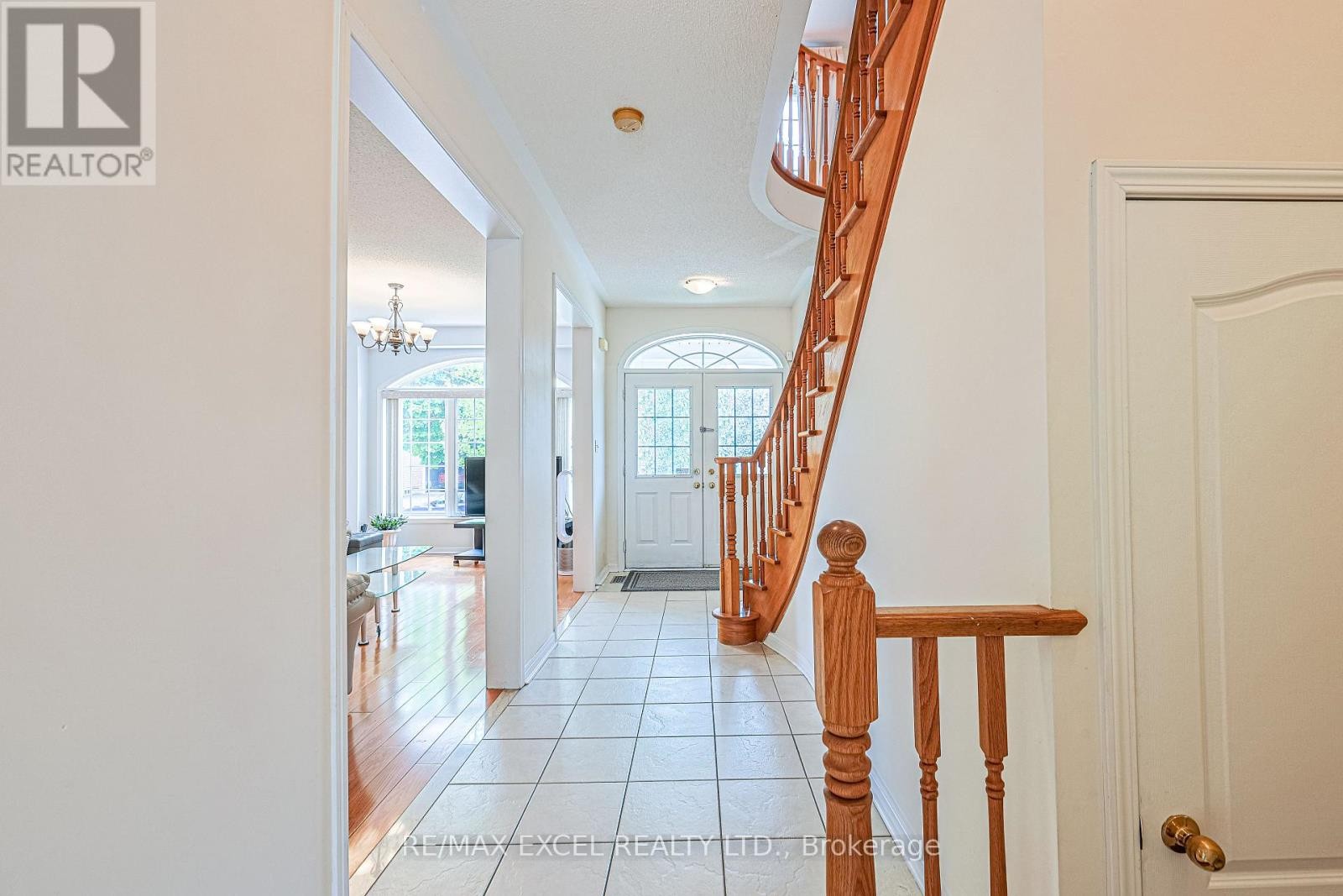 












37 BAINTREE STREET

,
Markham (Wismer),




Ontario
L6E1G5

