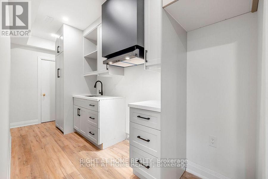 












(BASEMENT) - 61 ISAIAH DRIVE W

,
Vaughan (Vellore Village),




Ontario
L4H0T4

