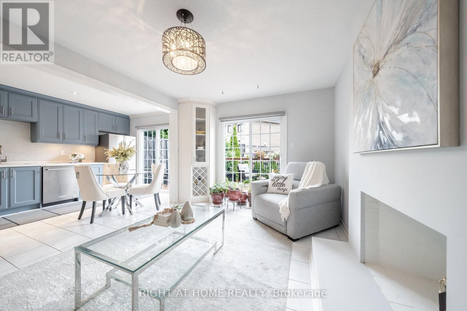 












259 TALL GRASS TRAIL

,
Vaughan (East Woodbridge),




Ontario
L4L3P7

