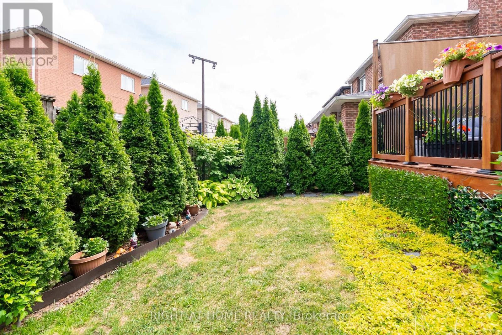 












259 TALL GRASS TRAIL

,
Vaughan (East Woodbridge),




Ontario
L4L3P7

