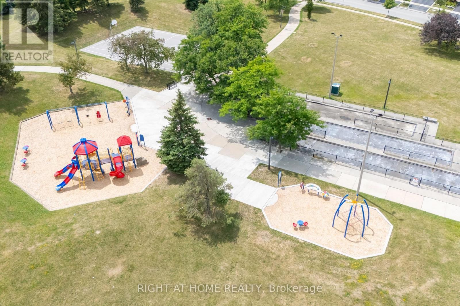 












259 TALL GRASS TRAIL

,
Vaughan (East Woodbridge),




Ontario
L4L3P7

