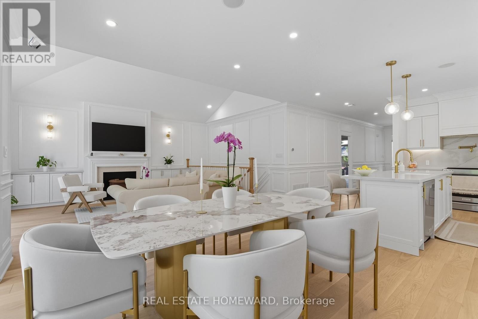 












11 LOON HARBOUR WAY

,
Markham (Greensborough),




Ontario
L6E1B4

