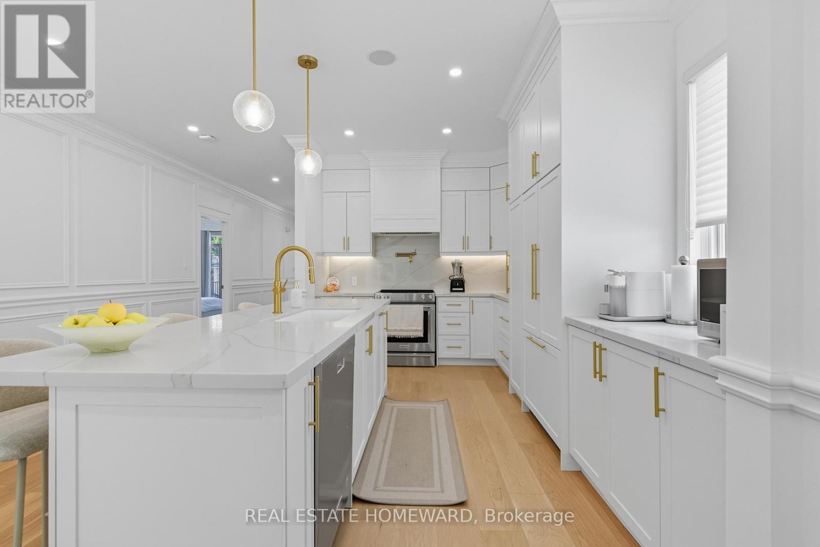 












11 LOON HARBOUR WAY

,
Markham (Greensborough),




Ontario
L6E1B4

