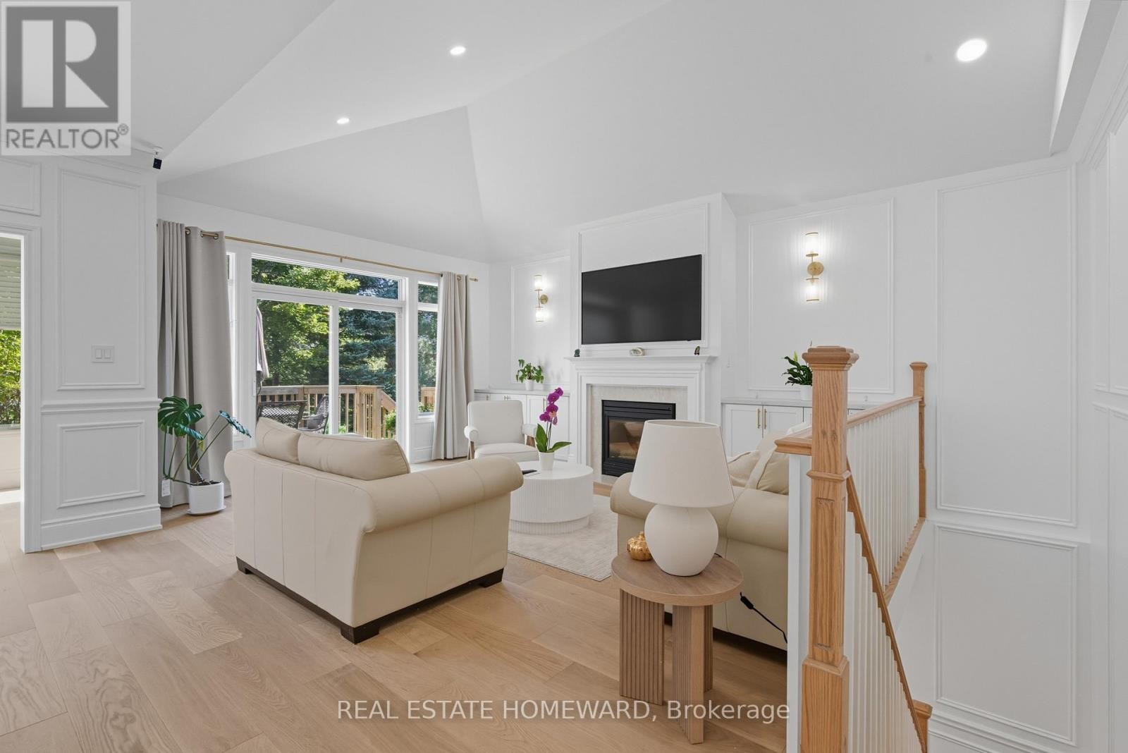 












11 LOON HARBOUR WAY

,
Markham (Greensborough),




Ontario
L6E1B4

